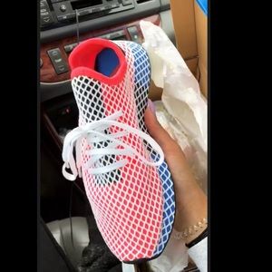 Adidas shoes size 7